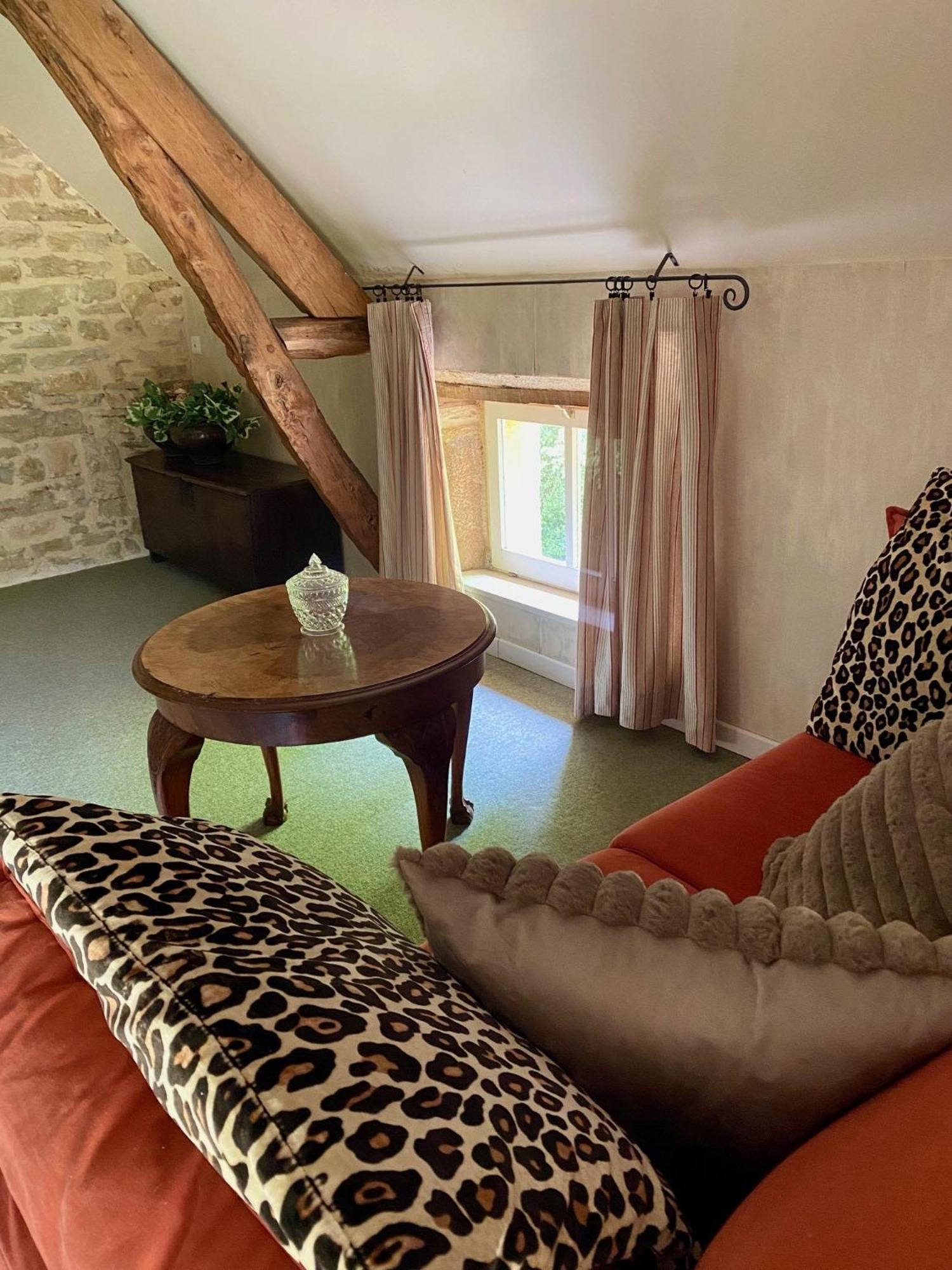 Domaine La Cabane Dégagnac Zimmer foto
